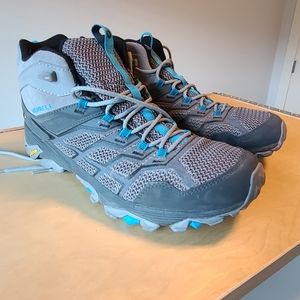 Merrell hiking boots 11
